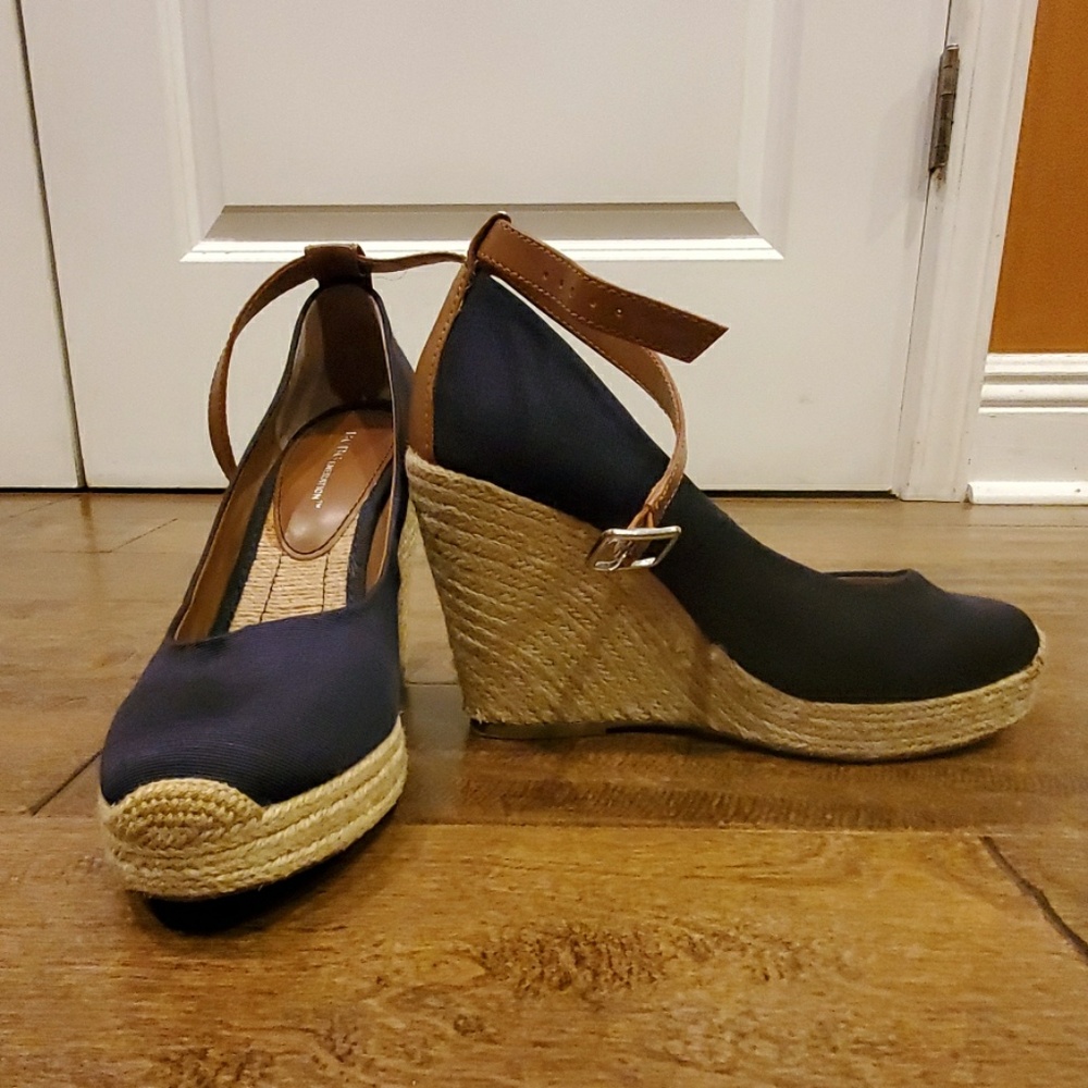 BCBGENERATION Wedge Heels